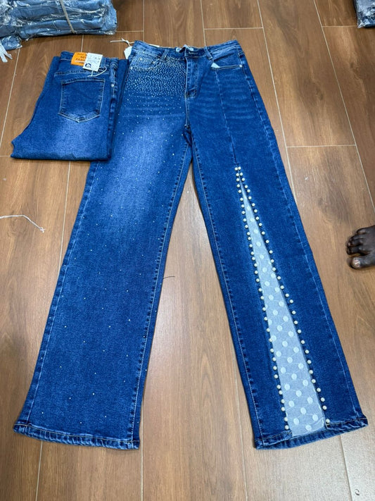 Blue jeans with split
